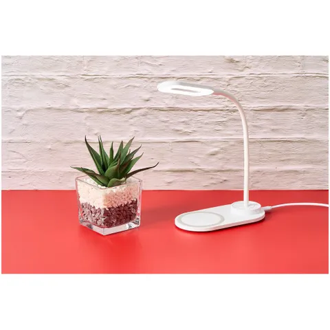 Swiss Cougar Doha Wireless Charger and Desk Lamp