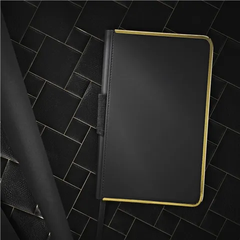 AV-19004_LIFESTYLE-NO-LOGO_1024X1024.jpg