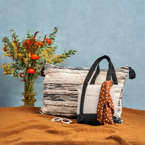 BG-OK-488-B-BL-LIFESTYLE-NO-LOGO_1024X1024.jpg