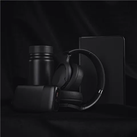 GF-AV-1287-B_LIFESTYLE-NO-LOGO_1024X1024.jpg