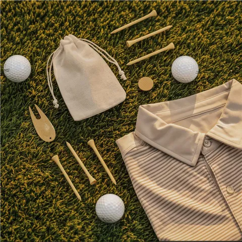 GF-OK-934-B_LIFESTYLE-GOLF_AI-NO-LOGO_1024X1024.jpg
