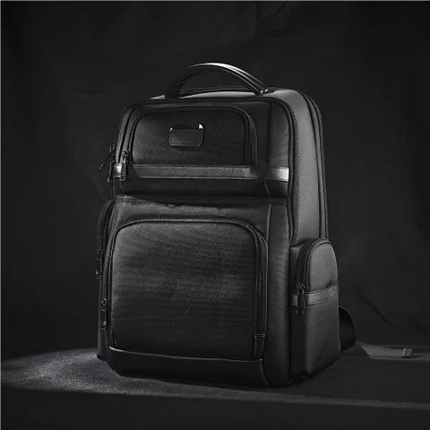 GP-AV-72-B_LIFESTYLE-NO-LOGO_1024X1024.jpg