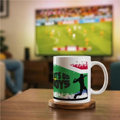 MUG-6395_LIFESTYLE_AI-02_FOOTBALL_1024X1024.jpg