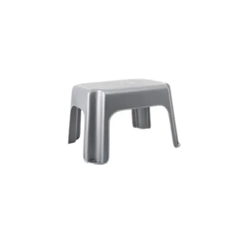 heneck-sacks-step-stool-min.jpg