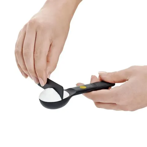 oxo-good-grips-measuring-spoons-set-with-scrapper.jpg