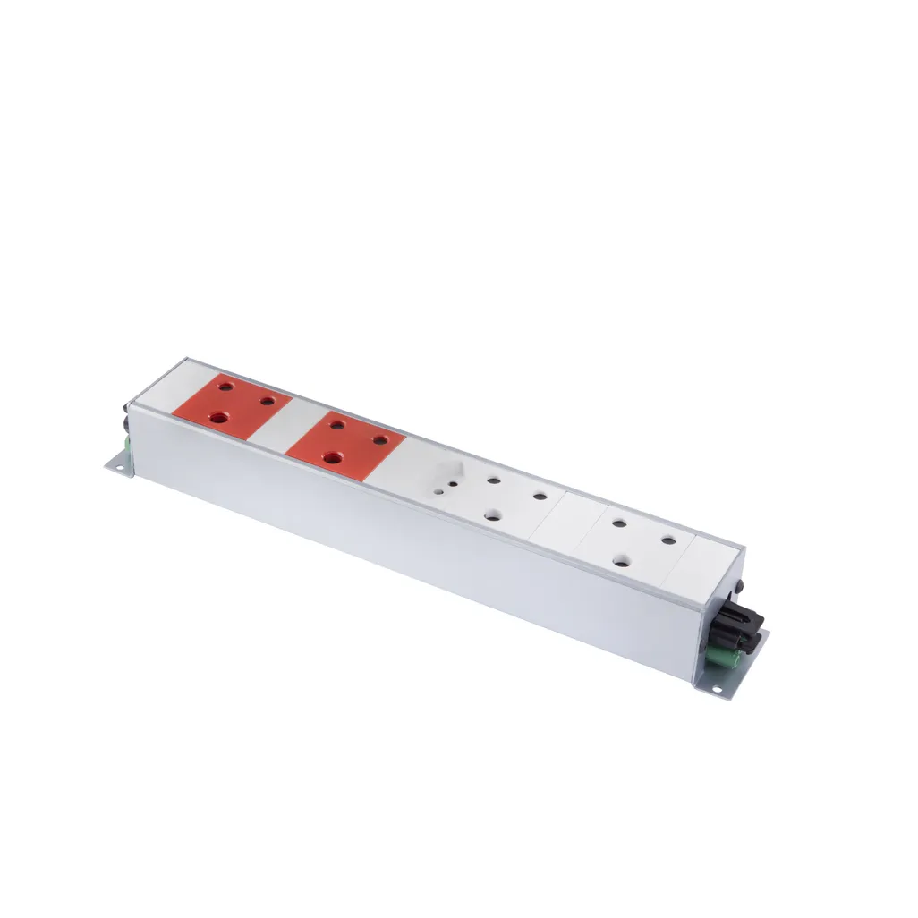 quadra multi-plug power-dock standard socket x 2, 1 x new rsa, 2 x dedicated red, silver on white silver