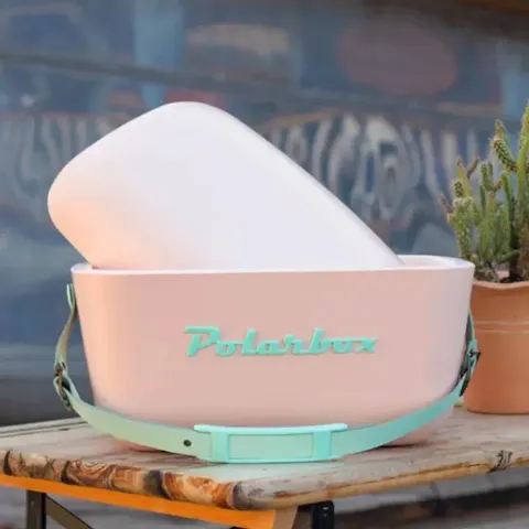 funkilines-pink-polar-box