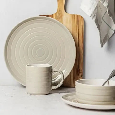 legend-premium-stoneware-set