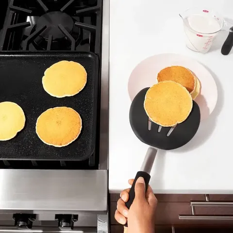 gg-flexible-pancake-turner