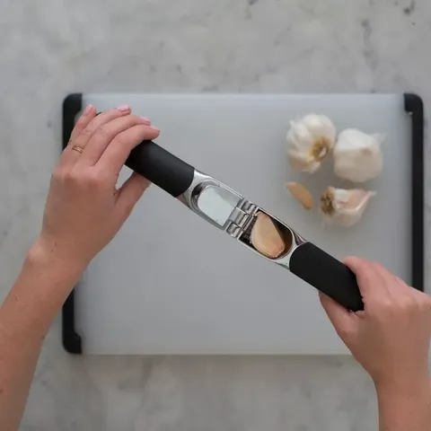good-grips-garlic-press-flip-the-handles