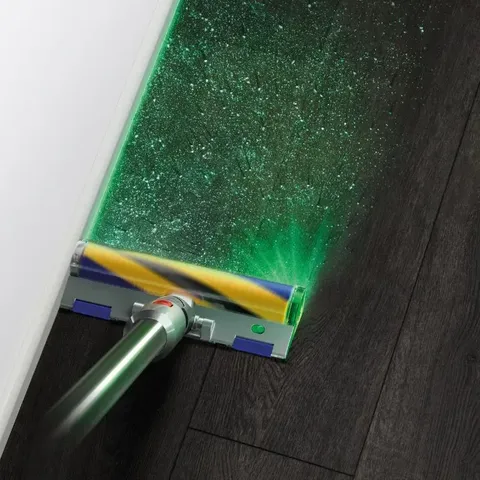 Dyson V15 Detect Absolute Cordless Vacuum Illuminated Cleaner Head