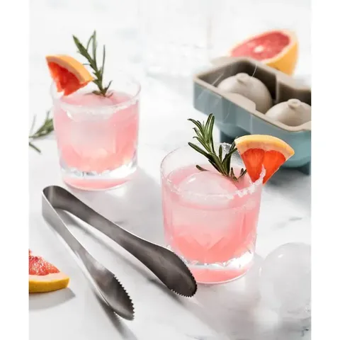 kitchen-inspire-ice-ball-double-mould-lifestyle