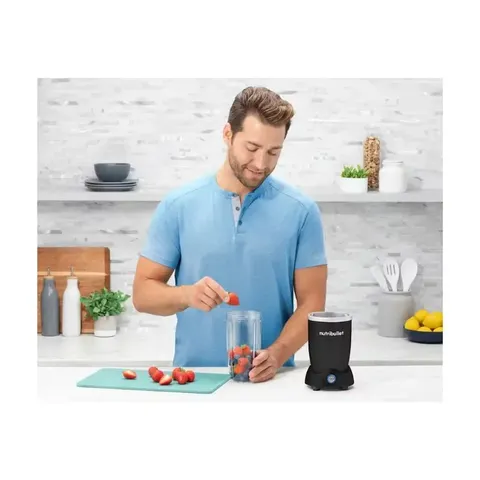 nutribullet-pro-1200-blender-690-001200-a-03