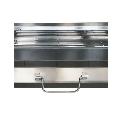 explorer-portable-charcoal-braai-close