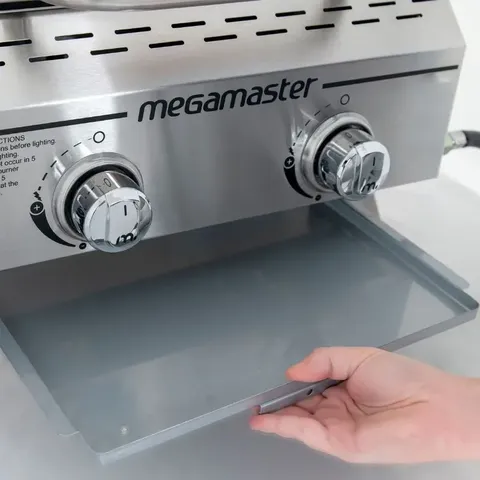 megamaster-2-burner-table-top-gas-braai-drip-tray