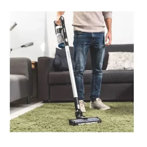 taurus-upright-stick-vacuum-cleaner-lifestyle