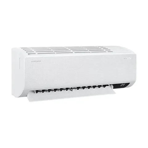 samsung-12000-btu-wall-mount-wind-free-air-conditioner-ar6500t-on