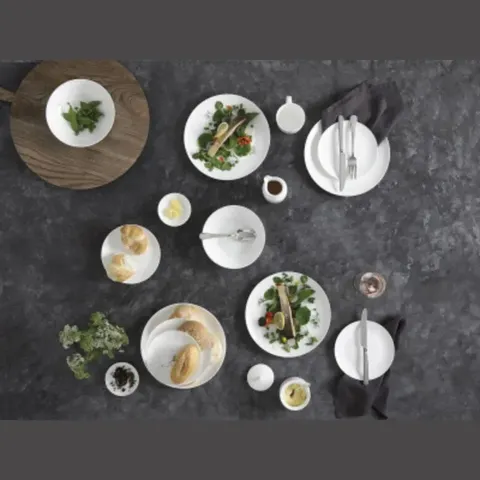 maxwell-williams-12-piece-cashmere-resort-coupe-dinner-set-lifestyle