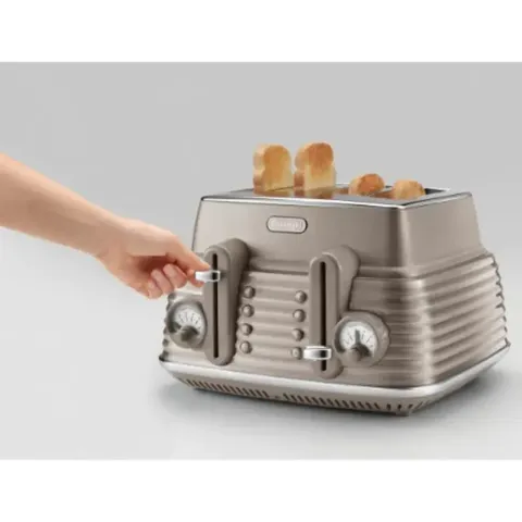 delonghi-scultura-4-slice-clay-beige-toaster