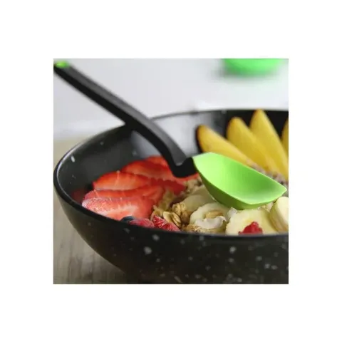 dreamfarm-supoon-mini-green-silicone-scraping-spoon-dfsu2768-04