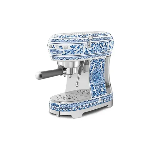 smeg-dolce-gabbana-blu-mediterraneo-espresso-coffee-machine-ecf02dgbeu-02