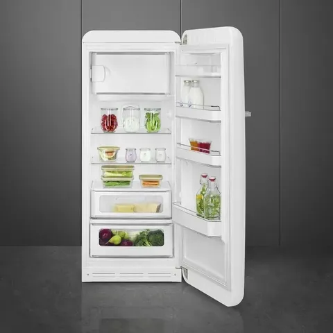 smeg-270l-retro-upright-fridge-fab28-open.jpg