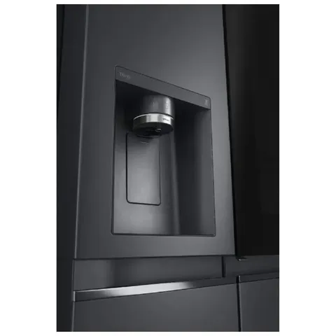 lg-617l-instaview-side-by-side-fridge-gc-x257cqfs-water-and-ice-dispenser