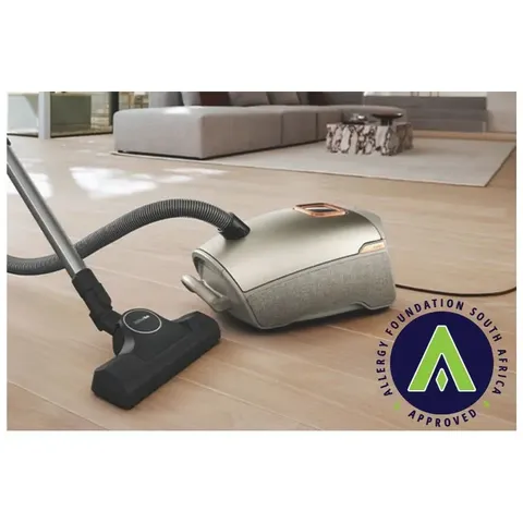miele-comfort-titanium-pf-vacuum-cleaner-guardl1comfort