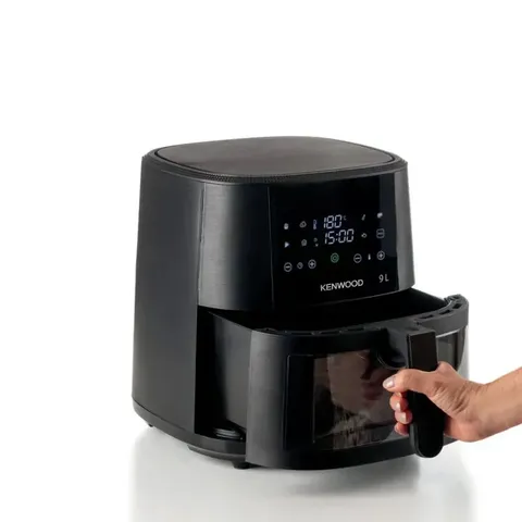kenwood-9l-air-fryer-hfg92-hand