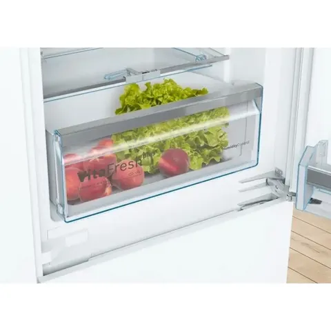 bosch-270l-bottom-freezer-kis87af30u-crisper