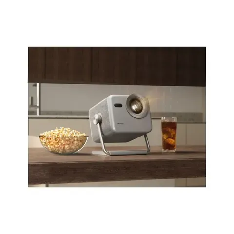 hisense-4k-mini-laser-smart-projector-m2pro-05