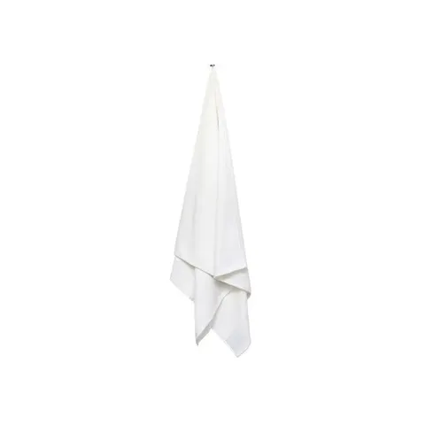 linen-house-plush-white-bath-towel