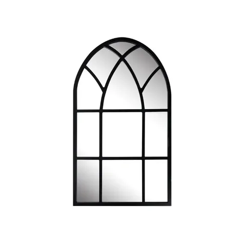 paramount-cathedral-arch-black-mirror