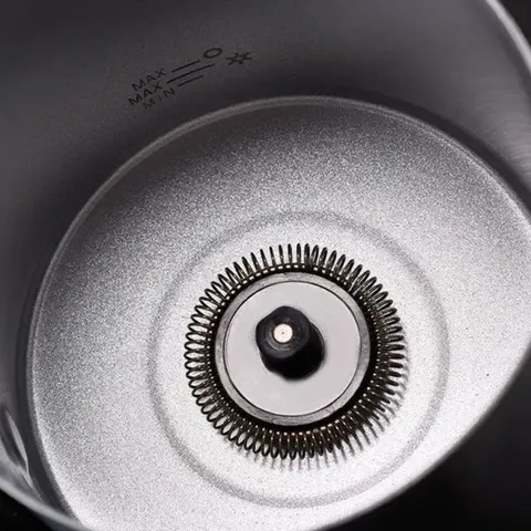 russell-hobbs-black-milk-frother-induction-plate