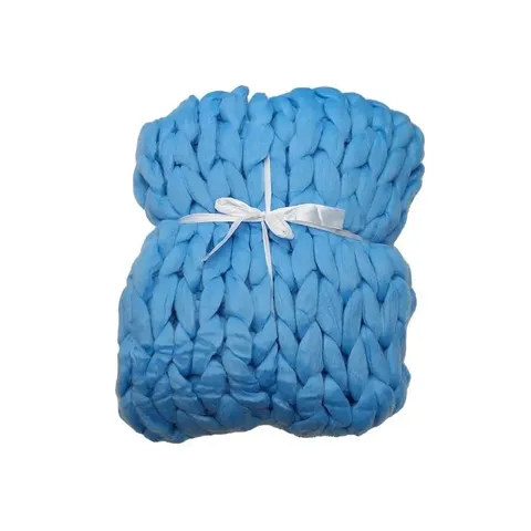 home4u-100x150-blue-chunky-woolen-blanket