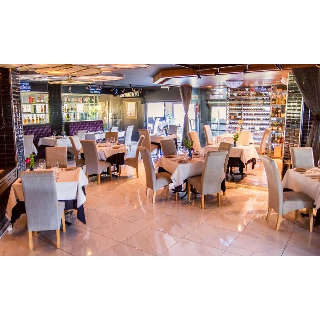 3Course fine dining experience with wine pairing at Priva Lounge Hyperli