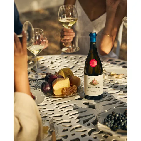 20250327-boschendal-lifestyle-shot-15-appellation-series-group-137-rt